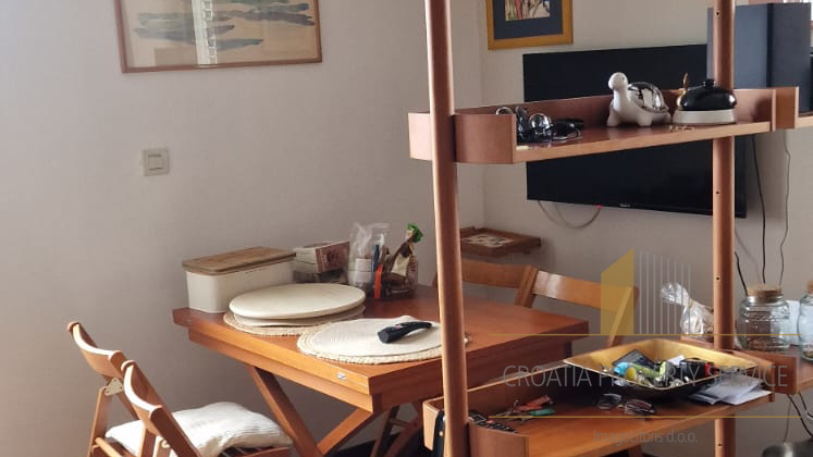 Luksuzno dvoetažno stanovanje s pogledom na morje – Split!