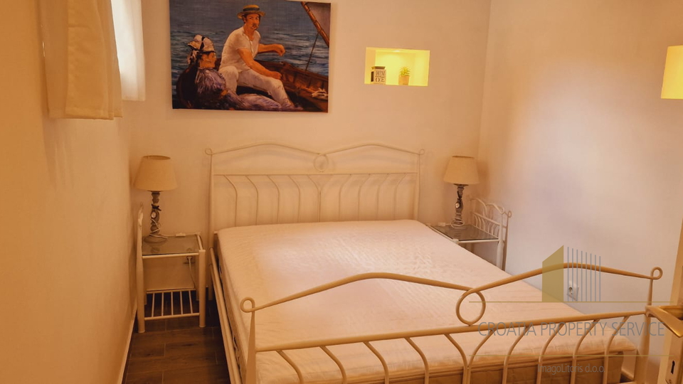 Prečudovita vila prvi vrst s privezom za čoln – Vinišće!