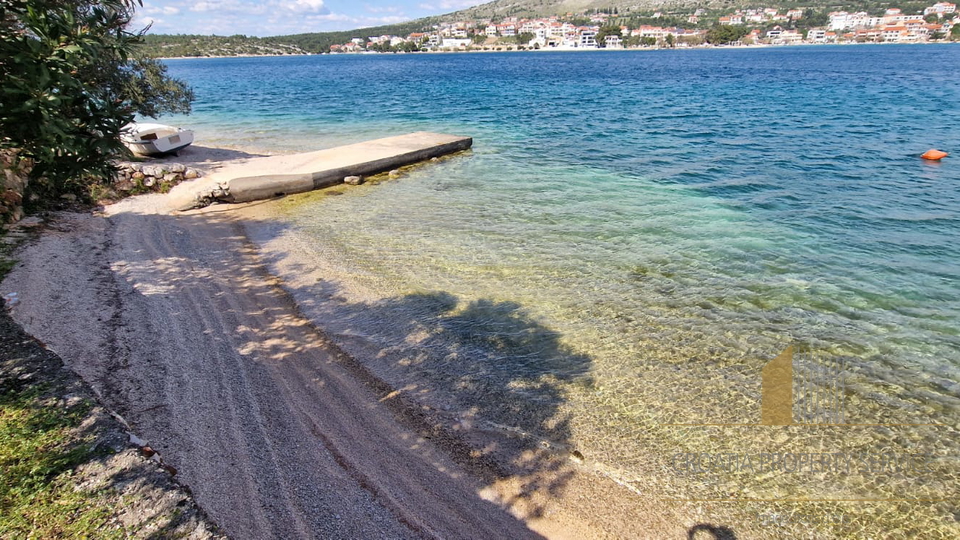 Apartmentsgebäude mit großem Potenzial – Grebaštica, Šibenik!