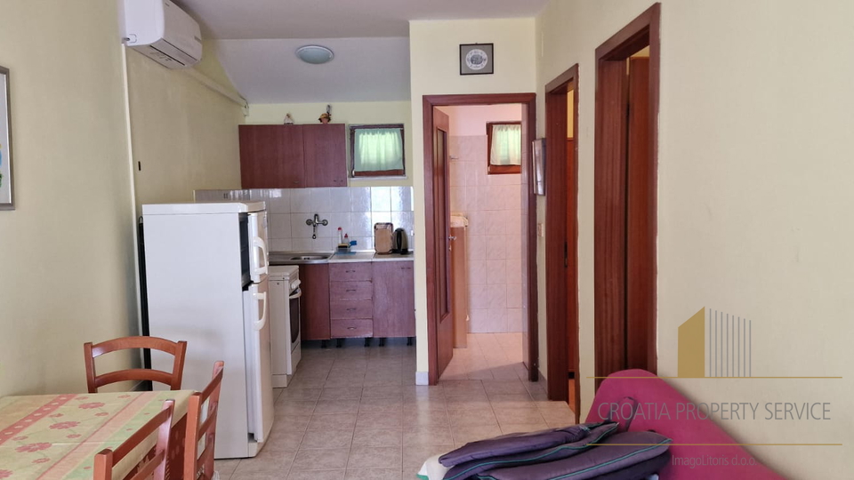 Apartmentsgebäude mit großem Potenzial – Grebaštica, Šibenik!