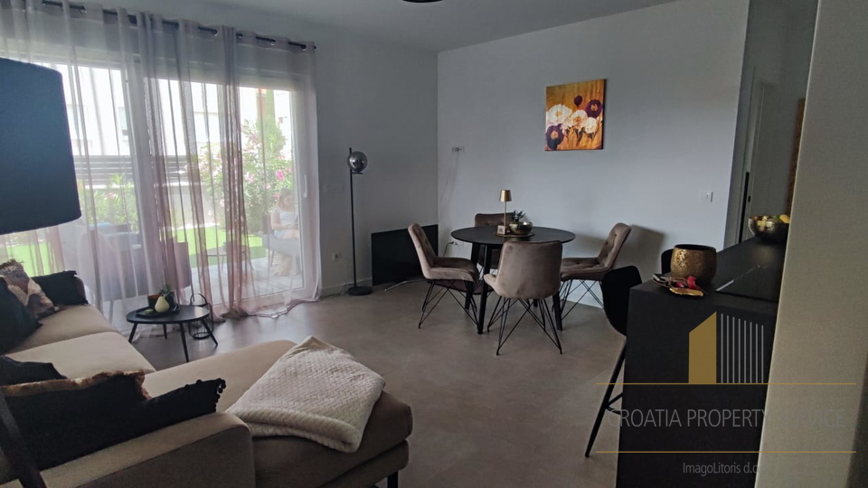 Modern apartment with a garden in the elite Borik neighborhood, 600 m from the sea – Zadar!