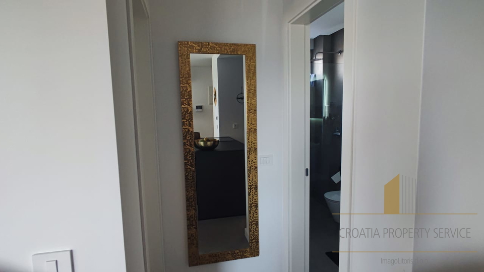 Modern apartment with a garden in the elite Borik neighborhood, 600 m from the sea – Zadar!