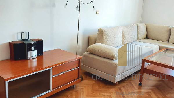 Geräumige Maisonettewohnung mit 79 m² in einer ruhigen Gegend von Makarska!