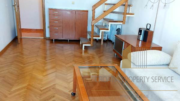 Geräumige Maisonettewohnung mit 79 m² in einer ruhigen Gegend von Makarska!