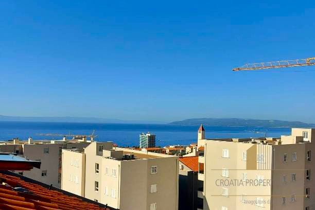 Geräumige Maisonettewohnung mit 79 m² in einer ruhigen Gegend von Makarska!