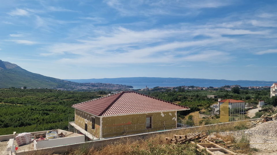 Luksuzna vila u izgradnji – oaza mira i privatnosti s pogledom na more u okolici Splita!