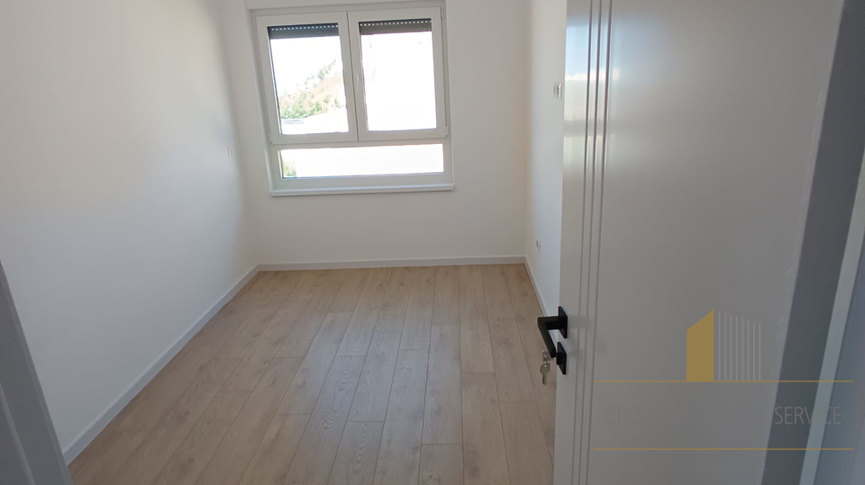 Zweizimmerwohnung mit Meerblick in einem Luxuskomplex in Makarska!