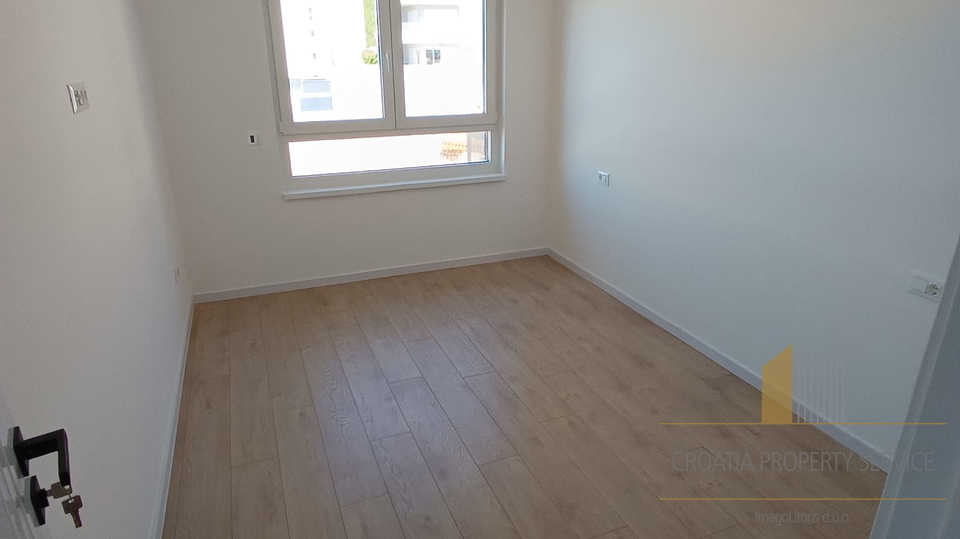 Zweizimmerwohnung mit Meerblick in einem Luxuskomplex in Makarska!