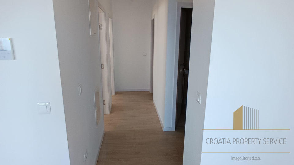 Zweizimmerwohnung mit Meerblick in einem Luxuskomplex in Makarska!
