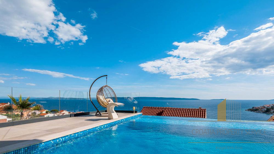 Luxuriöse Kaskadenvilla mit Panoramablick auf das Meer – Insel Čiovo!
