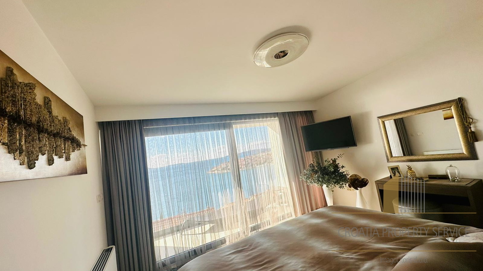 Luxuriöse Kaskadenvilla mit Panoramablick auf das Meer – Insel Čiovo!