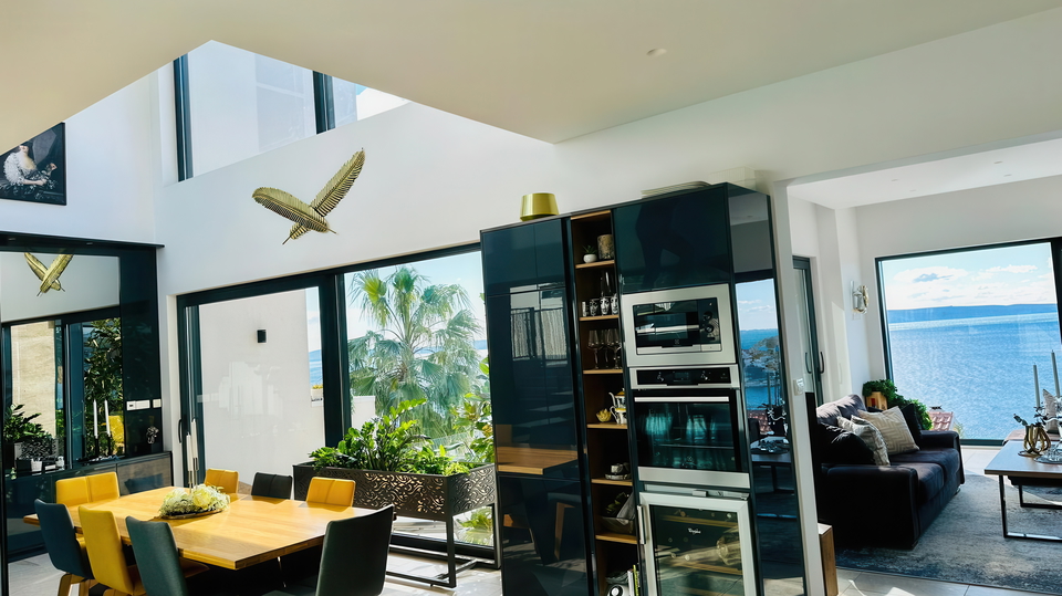 Villa a cascata di lusso con vista panoramica sul mare &ndash; Isola di &Ccaron;iovo&excl;