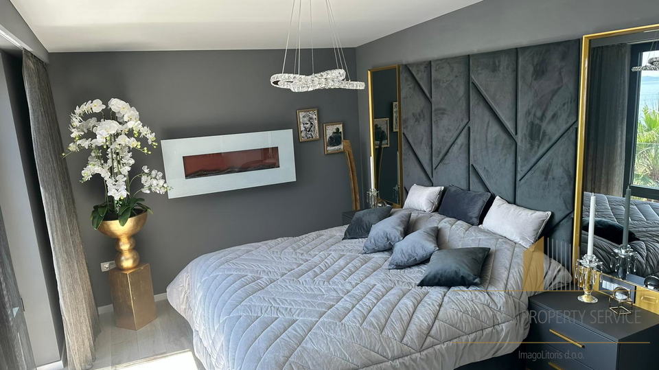 Luxuriöse Kaskadenvilla mit Panoramablick auf das Meer – Insel Čiovo!