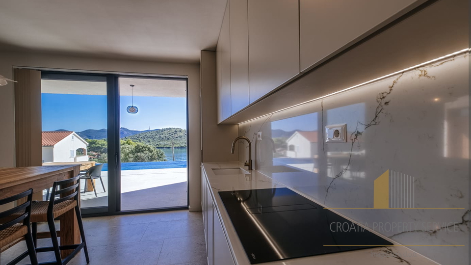 Modern Mediterranean luxury oasis 100 m from the sea - island Iž, Zadar archipelago!