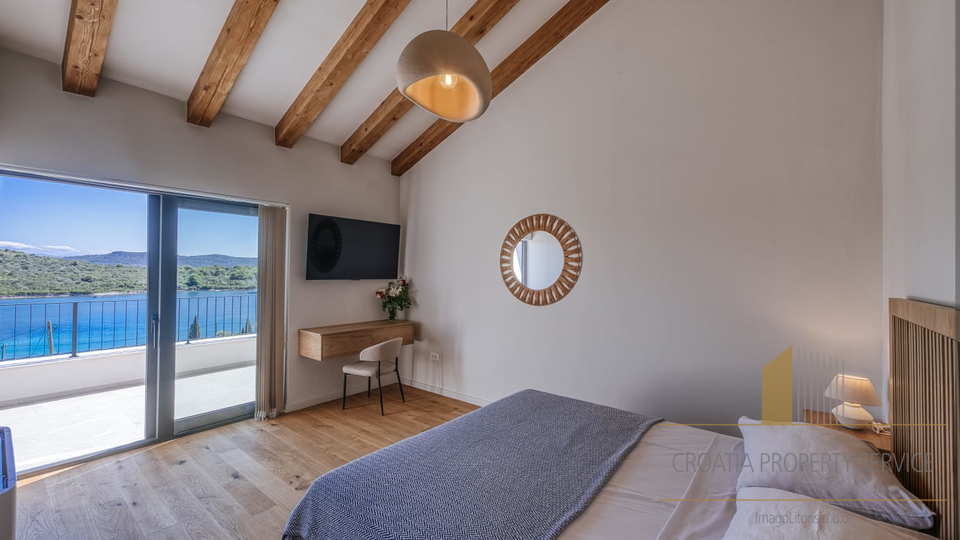 Modern Mediterranean luxury oasis 100 m from the sea - island Iž, Zadar archipelago!