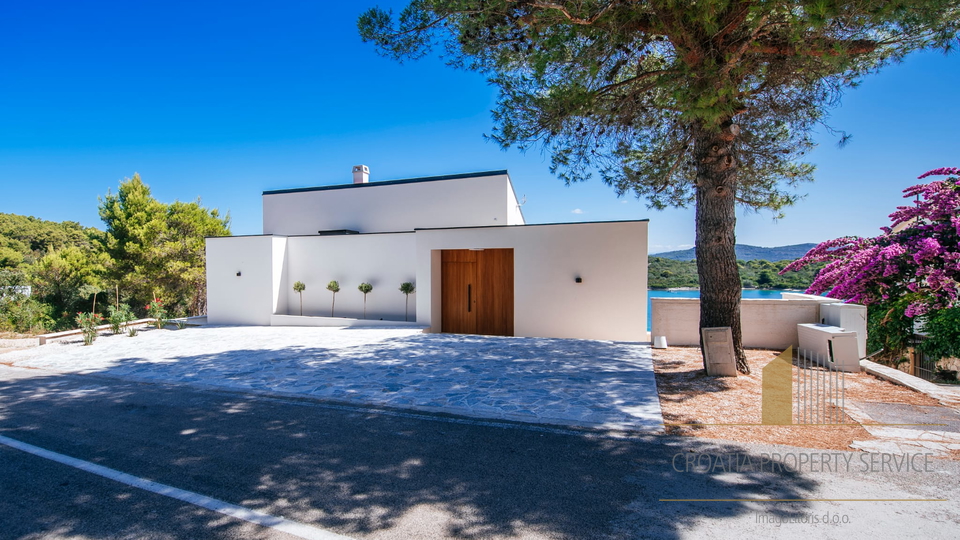 Modern Mediterranean luxury oasis 100 m from the sea - island Iž, Zadar archipelago!