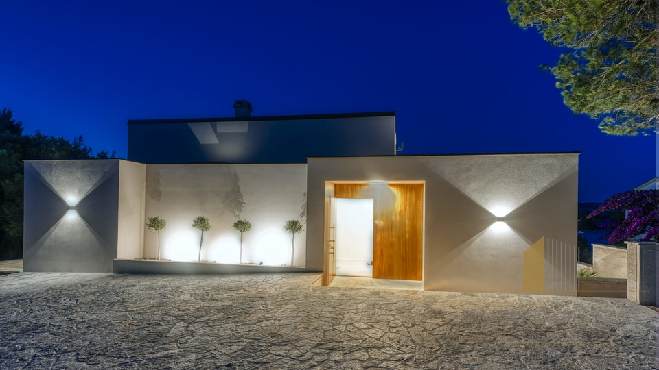 Modern Mediterranean luxury oasis 100 m from the sea - island Iž, Zadar archipelago!