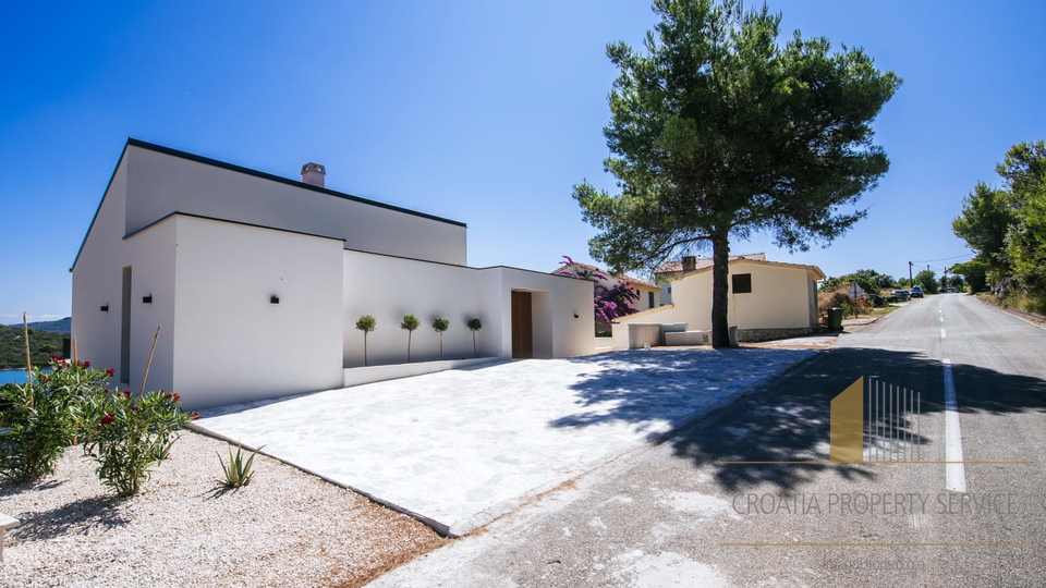 Modern Mediterranean luxury oasis 100 m from the sea - island Iž, Zadar archipelago!