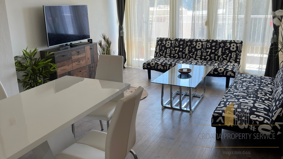 Occasione! Elegante appartamento bilocale di 72 m2 nel centro di Spalato!