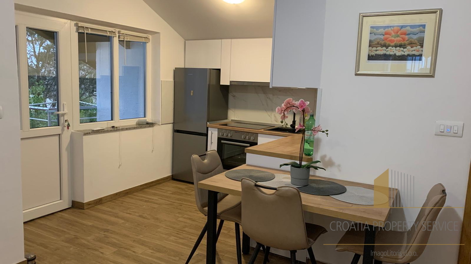 Bellissima casa con vista mare nei dintorni di Zara – un'opportunità da non perdere!