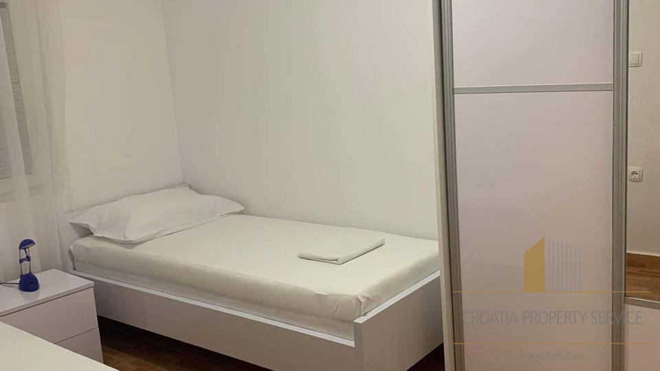 Bellissima casa con vista mare nei dintorni di Zara – un'opportunità da non perdere!