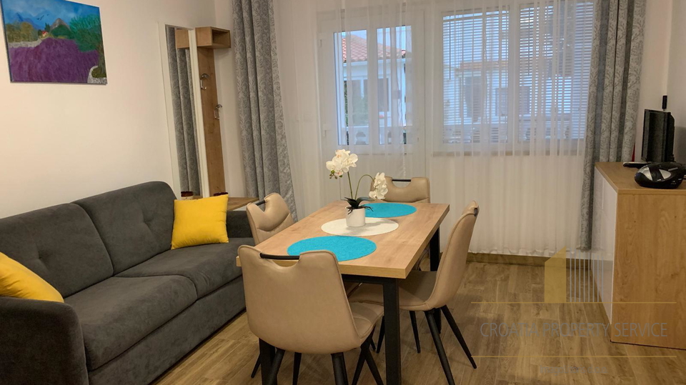 Bellissima casa con vista mare nei dintorni di Zara – un'opportunità da non perdere!