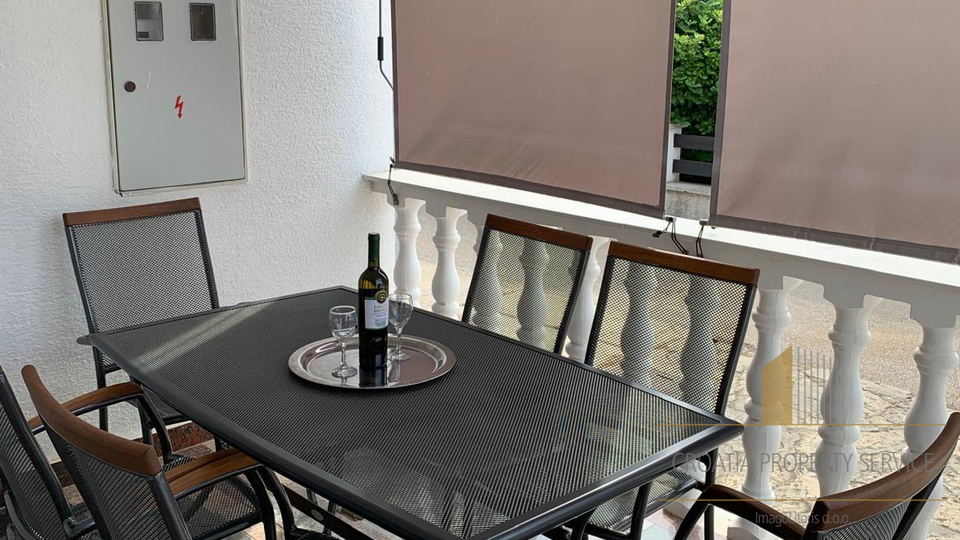 Bellissima casa con vista mare nei dintorni di Zara – un'opportunità da non perdere!