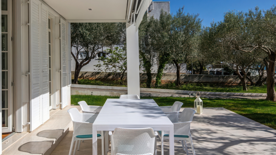 &Pcy;&rcy;&iecy;&kcy;&rcy;&acy;&scy;&ncy;&acy;&yacy; &rcy;&ocy;&scy;&kcy;&ocy;&shcy;&ncy;&acy;&yacy; &vcy;&icy;&lcy;&lcy;&acy; &pcy;&iecy;&rcy;&vcy;&acy;&yacy; &lcy;&icy;&ncy;&icy;&yacy; &ucy; &mcy;&ocy;&rcy;&yacy; - &Zcy;&acy;&dcy;&acy;&rcy;&excl;