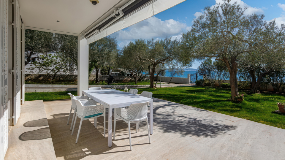 &Pcy;&rcy;&iecy;&kcy;&rcy;&acy;&scy;&ncy;&acy;&yacy; &rcy;&ocy;&scy;&kcy;&ocy;&shcy;&ncy;&acy;&yacy; &vcy;&icy;&lcy;&lcy;&acy; &pcy;&iecy;&rcy;&vcy;&acy;&yacy; &lcy;&icy;&ncy;&icy;&yacy; &ucy; &mcy;&ocy;&rcy;&yacy; - &Zcy;&acy;&dcy;&acy;&rcy;&excl;