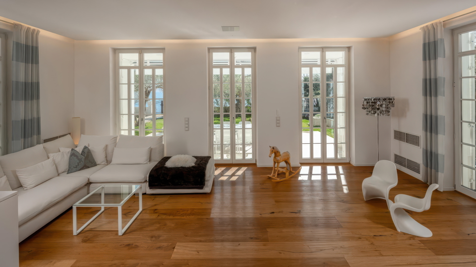 &Pcy;&rcy;&iecy;&kcy;&rcy;&acy;&scy;&ncy;&acy;&yacy; &rcy;&ocy;&scy;&kcy;&ocy;&shcy;&ncy;&acy;&yacy; &vcy;&icy;&lcy;&lcy;&acy; &pcy;&iecy;&rcy;&vcy;&acy;&yacy; &lcy;&icy;&ncy;&icy;&yacy; &ucy; &mcy;&ocy;&rcy;&yacy; - &Zcy;&acy;&dcy;&acy;&rcy;&excl;