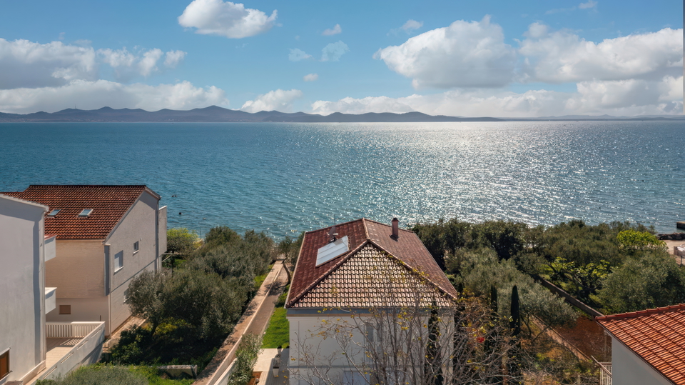 &Pcy;&rcy;&iecy;&kcy;&rcy;&acy;&scy;&ncy;&acy;&yacy; &rcy;&ocy;&scy;&kcy;&ocy;&shcy;&ncy;&acy;&yacy; &vcy;&icy;&lcy;&lcy;&acy; &pcy;&iecy;&rcy;&vcy;&acy;&yacy; &lcy;&icy;&ncy;&icy;&yacy; &ucy; &mcy;&ocy;&rcy;&yacy; - &Zcy;&acy;&dcy;&acy;&rcy;&excl;