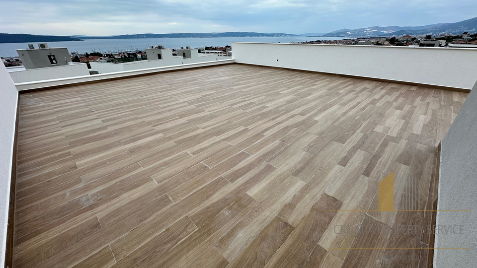 Neue Luxusvilla mit Panoramablick auf das Meer in der Umgebung von Split!