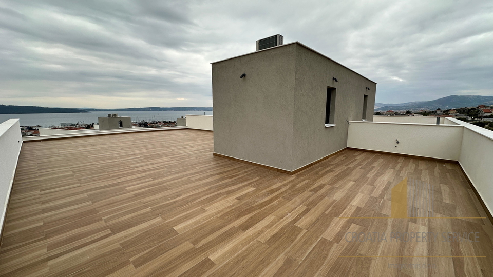 Neue Luxusvilla mit Panoramablick auf das Meer in der Umgebung von Split!