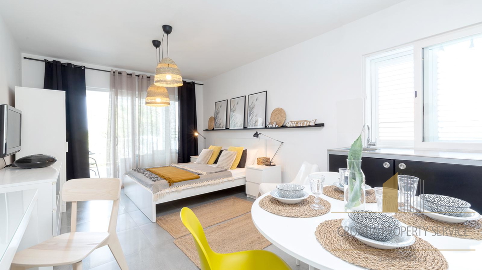 Ekskluzivna vila v prvi vrsti ob morju – južna stran otoka Korčule!