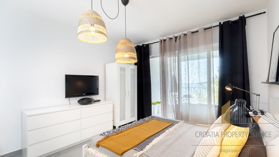 Ekskluzivna vila v prvi vrsti ob morju – južna stran otoka Korčule!