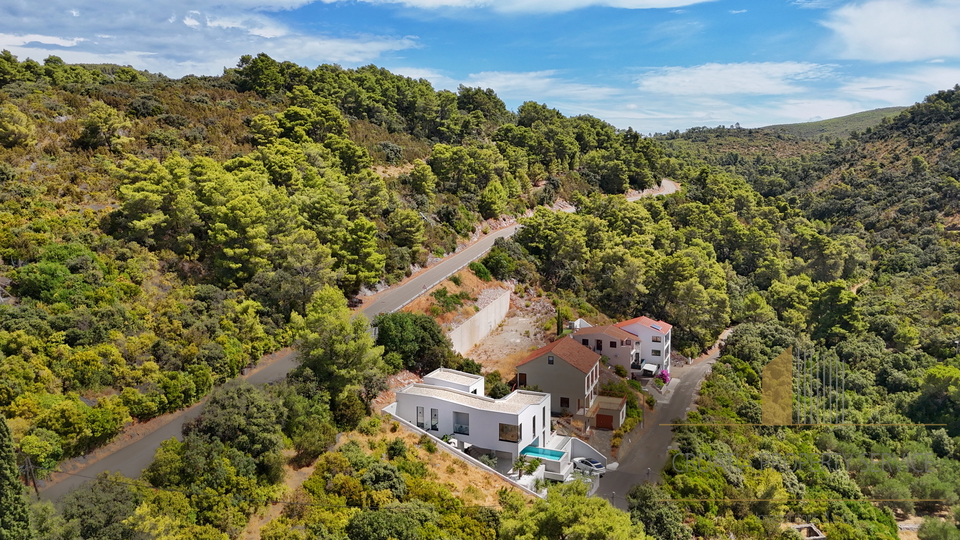Villa di lusso di design a 80 m dal mare sull'isola di Korčula!