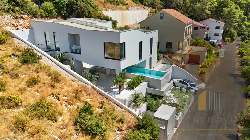 Villa di lusso di design a 80 m dal mare sull'isola di Korčula!