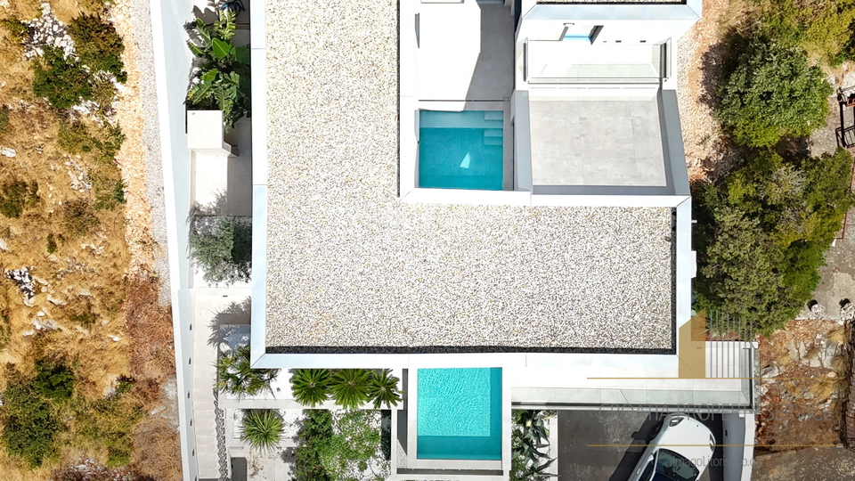 Villa di lusso di design a 80 m dal mare sull'isola di Korčula!