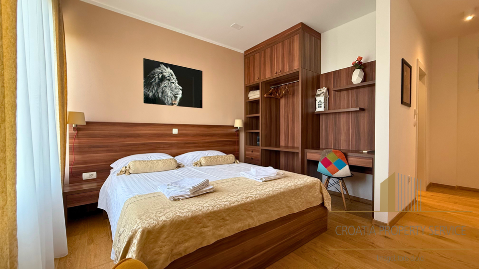 Bellissima villa di lusso con vista panoramica sul mare e su Spalato - Kaštel Stari!
