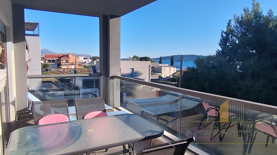 Wunderschöne Wohnung am Meer in Kaštel Kambelovac – ideal für Familie oder touristische Vermietung!