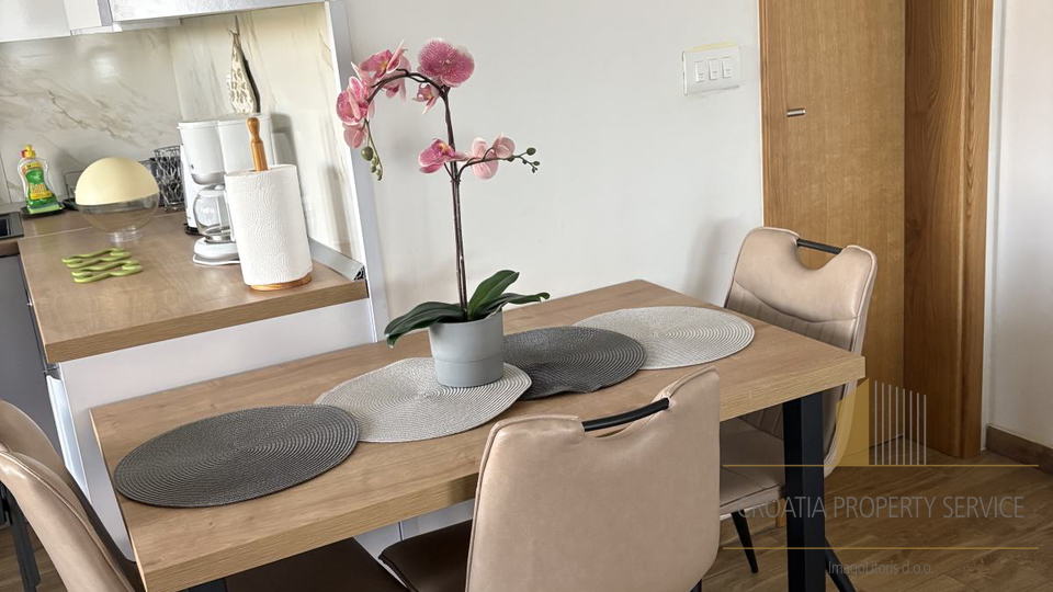 Bellissima casa con vista mare nei dintorni di Zara – un'opportunità da non perdere!