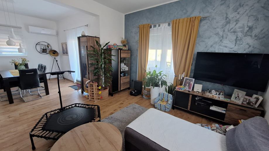 Wundersch&ouml;nes renoviertes Haus in ausgezeichneter Lage &ndash; Sevid&excl;