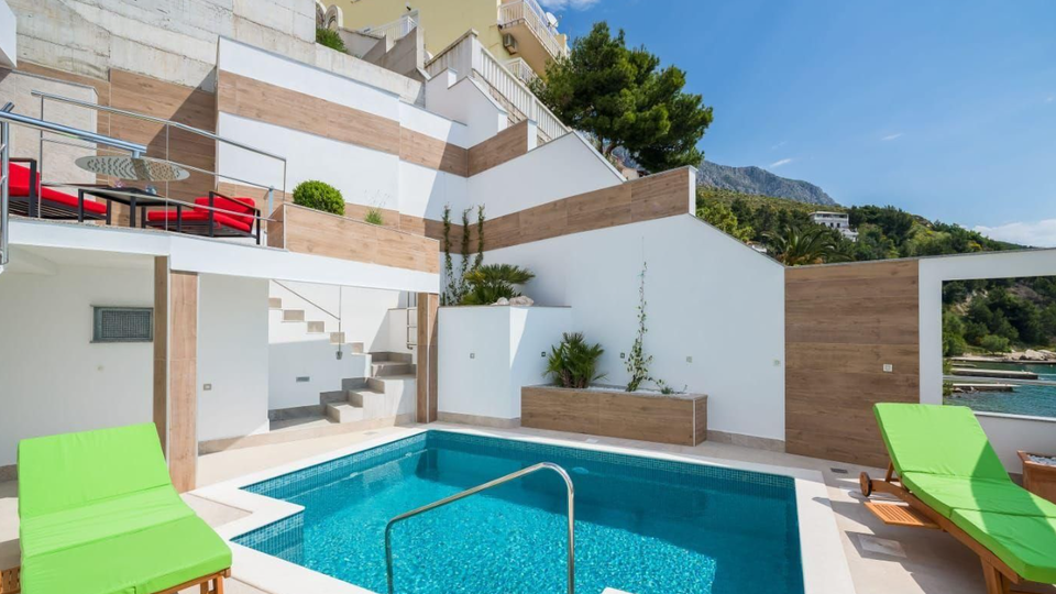 Exklusive Villa erste Meereslinie mit Panoramablick und Investitionspotenzial &ndash; Stani&cacute;i&comma; Omi&scaron;&excl;