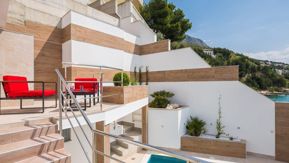 Exklusive Villa erste Meereslinie mit Panoramablick und Investitionspotenzial &ndash; Stani&cacute;i&comma; Omi&scaron;&excl;