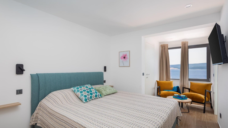 Exklusive Villa erste Meereslinie mit Panoramablick und Investitionspotenzial &ndash; Stani&cacute;i&comma; Omi&scaron;&excl;