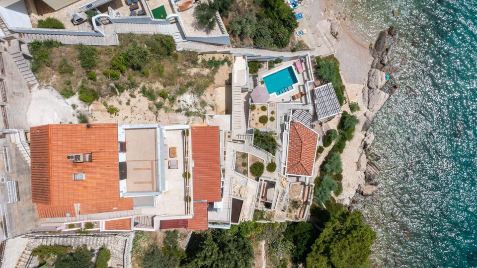 Exklusive Villa erste Meereslinie mit Panoramablick und Investitionspotenzial &ndash; Stani&cacute;i&comma; Omi&scaron;&excl;