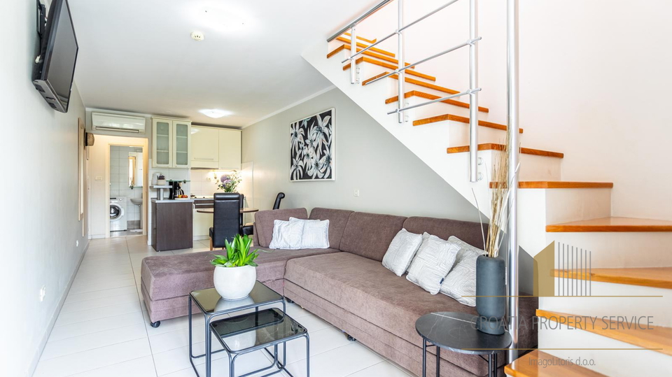 Vila prvi red do mora u sklopu luksuznog hotela Le Meridien Lav &ndash; 7 apartmana i trosobni stan&comma; Split&OpenCurlyDoubleQuote;