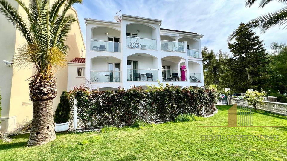 Vila prvi red do mora u sklopu luksuznog hotela Le Meridien Lav &ndash; 7 apartmana i trosobni stan&comma; Split&OpenCurlyDoubleQuote;