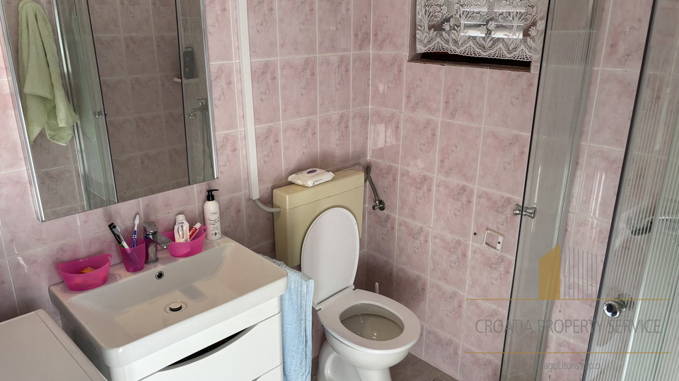 Charming two-story house with sea view – Supetar, Brač island!