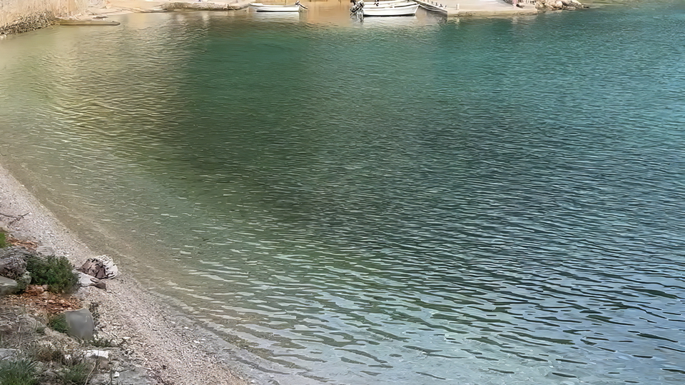 Baugrundst&uuml;ck mit Genehmigung f&uuml;r eine moderne Villa &ndash; S&uuml;dseite von Hvar